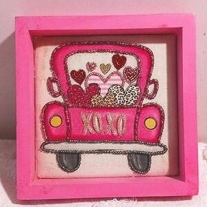 Beautiful XO XO & Heart 💕 Handcrafted Picture